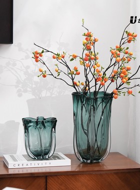 现代轻奢绿色琉璃花瓶客厅