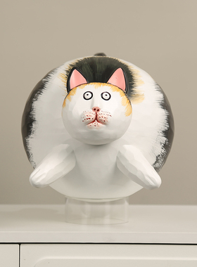 潮玩招财猫卡通抽象摆件