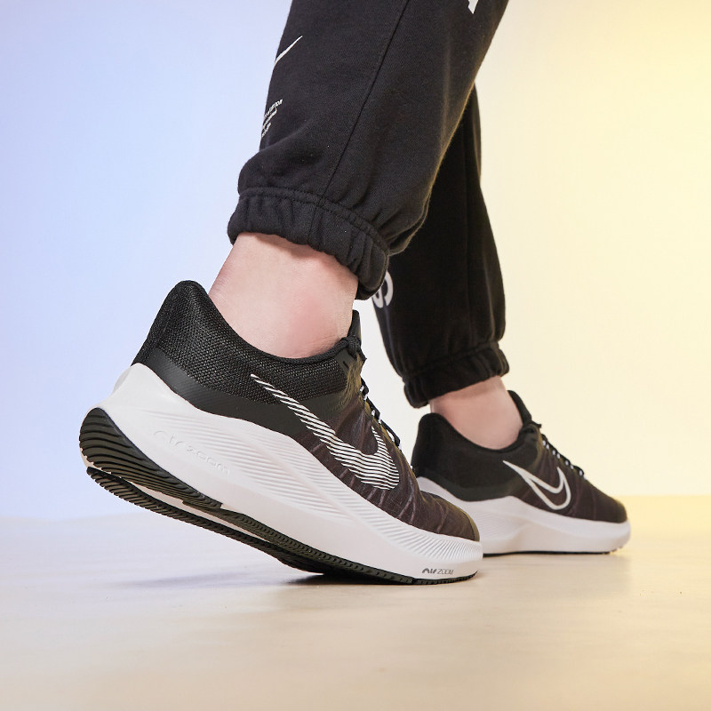 nike 2021冬季男子zoom运动跑步鞋 锐力体育跑步鞋