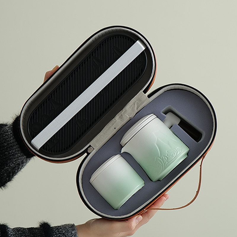 Portable travel tea set souvenir