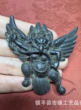 2026藏式黄铜大鹏鸟吊坠挂件复古文玩配饰项链大鹏鸟挂件