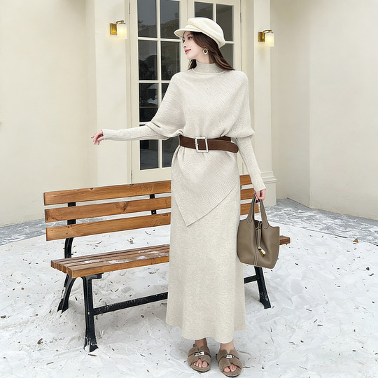 不规则蝙蝠袖高腰修身长袖针织裙冬季法式绝美温柔风加厚连衣裙女