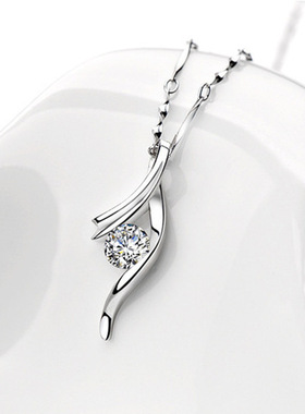 水晶项链唯华镀银花样年华配饰品配饰韩国版天然吊坠链女式饰品女