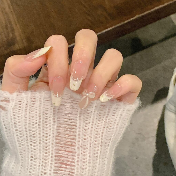 Maxfine秋冬新款法式猫眼珍珠链条显白椭圆高级感爆款手工穿戴甲,淘宝优惠券,粉丝福利购,淘宝优惠卷