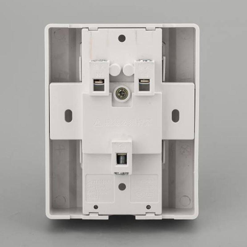 空调电热水器漏电保护开关86型漏电开关空气开关2p带漏保插座16A,淘宝优惠券,粉丝福利购,淘宝优惠卷