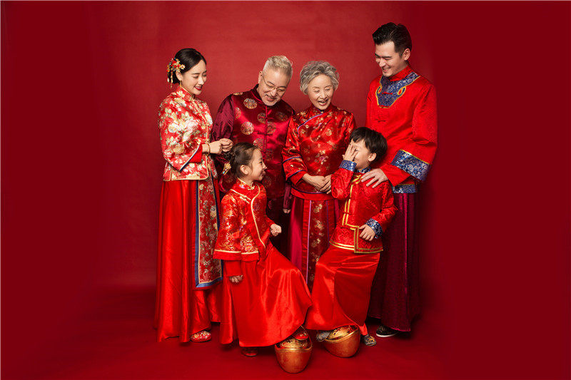 全家福摄影服装一家六口亲子装影楼 雀可爱民族服装/舞台装