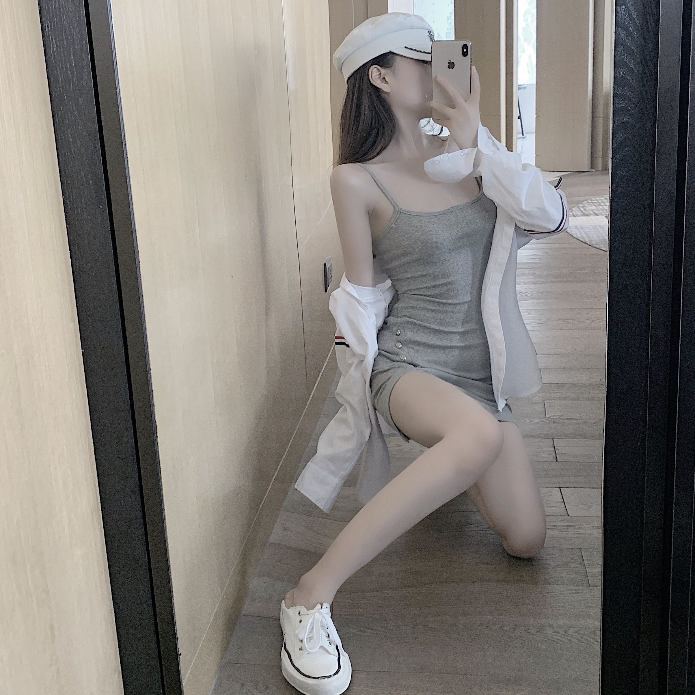 性感包臀吊带连衣裙+长袖防晒衬衣 森丽顿蕾丝衫/雪纺衫