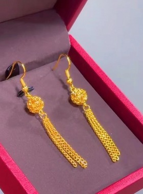 黄金色镂空灯笼耳环仿越