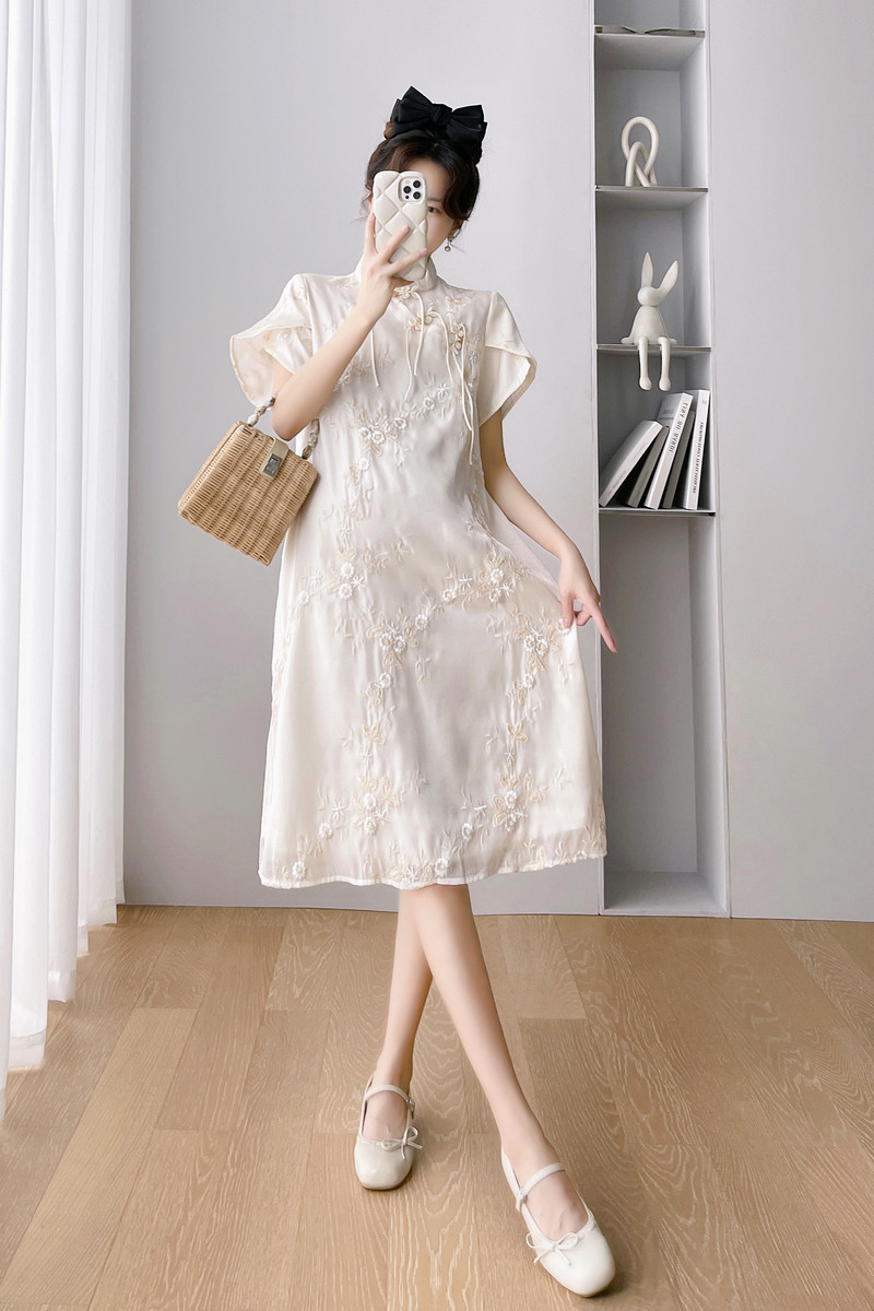 孕妇连衣裙夏短袖薄款杏色国风刺绣小个子时尚辣妈2026新款旗袍裙,淘宝优惠券,粉丝福利购,淘宝优惠卷