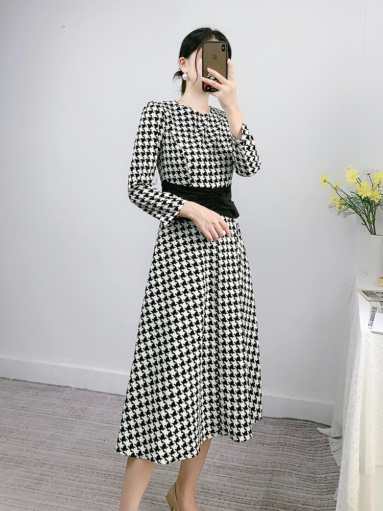 慕衣思雪纺2020秋冬新款气质显瘦 慕衣思连衣裙