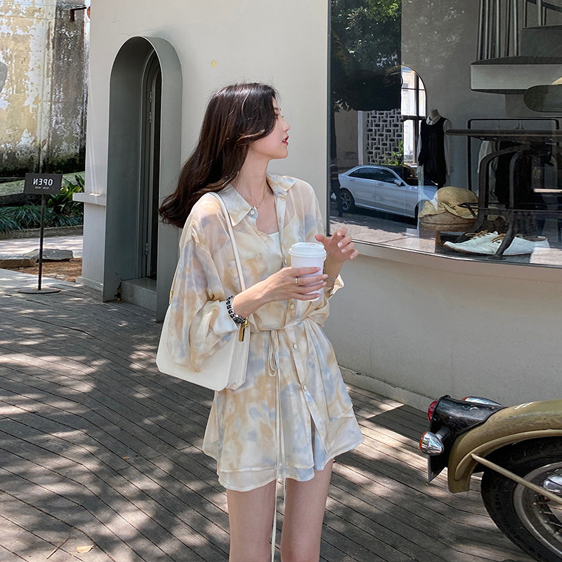 夏季吊带碎花开衫小个子穿搭连衣裙 慕恋绒连衣裙