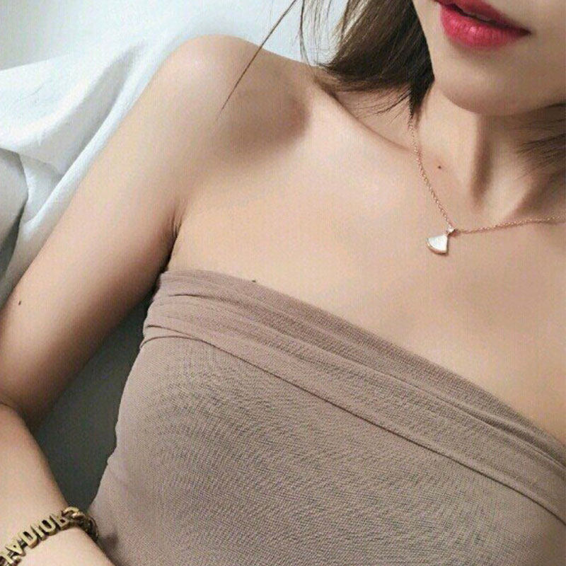 奥米迪奥白贝母红玉髓扇形新款耳钉 aomidior耳钉