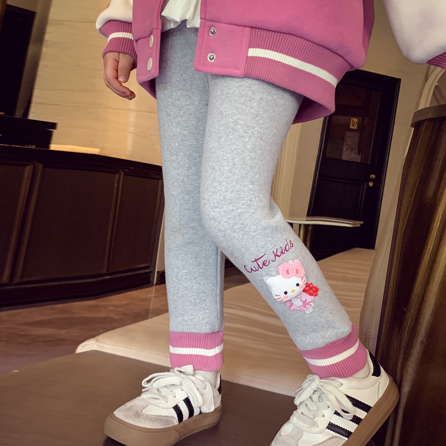 女童加绒打底裤冬装2025新款儿童韩版立体卡通长裤女孩一体绒裤子 - 图0