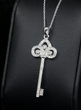 超闪钥匙吊坠莫桑石白金精致个性