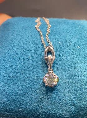 PRINGXY莫桑钻18K金O子形女闪亮