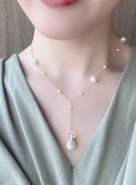 【时尚珍珠】天然珍珠香薰精油吊坠 不对称点缀珠链GG