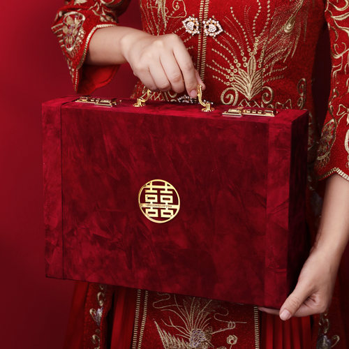 订婚彩礼钱现金礼盒子结婚高档木质绒面礼金盒礼金箱提亲下聘礼盒 - 图0