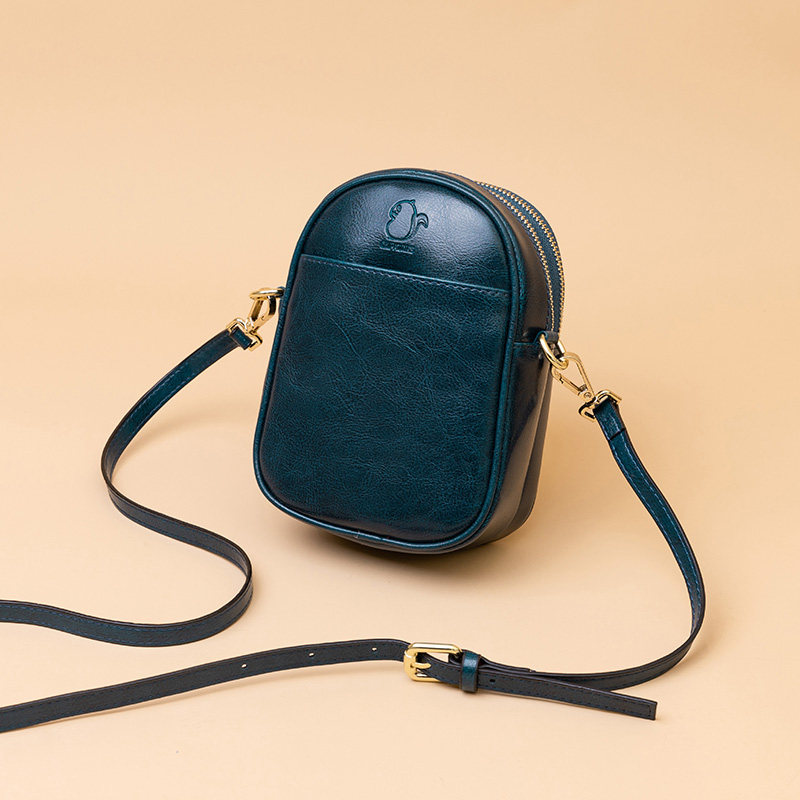 2020 ck女包 花栗鼠手机包