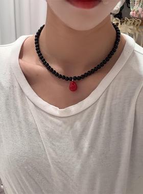 0328韩国东大门代购thequeen黑色串珠项链 红色元素拼接特点日常