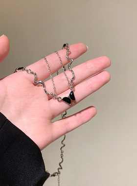 暗黑辣妹风黑色蝴蝶项链2023新款