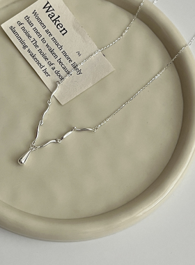 十里间s925银水滴波浪项链