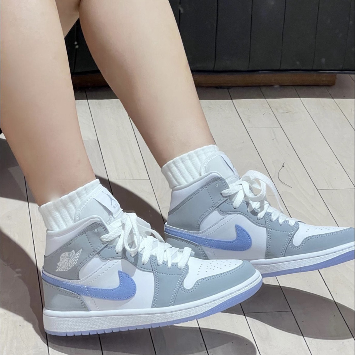 NIKE/ AJ1高帮复古女款篮球鞋 BQ6472-105,淘宝优惠券,粉丝福利购,淘宝优惠卷