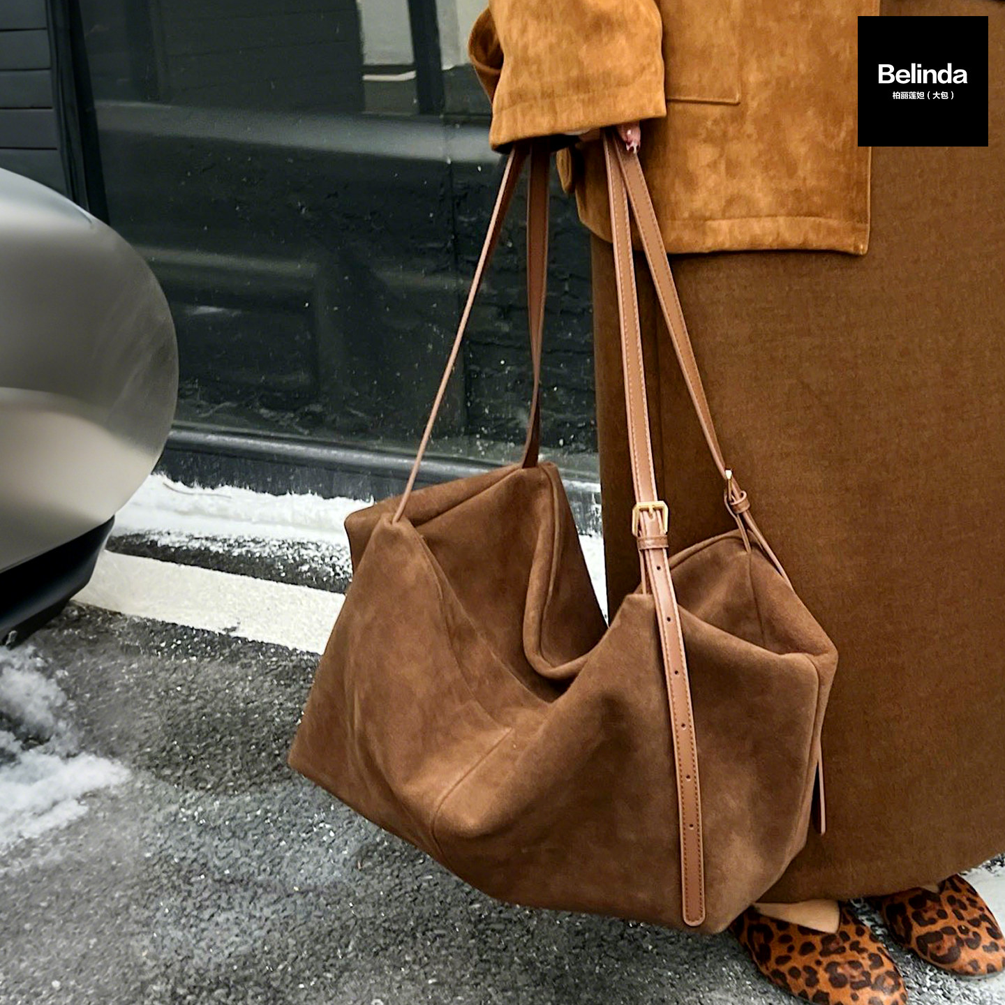 新款真皮麂皮大容量枕头托特包手提单肩斜挎复古休闲通勤潮女包包,淘宝优惠券,粉丝福利购,淘宝优惠卷