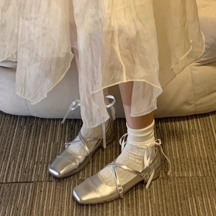 粗跟交叉银色芭蕾小皮鞋法式玛丽珍鞋方头低跟单鞋女春秋晚晚鞋子 - 图1