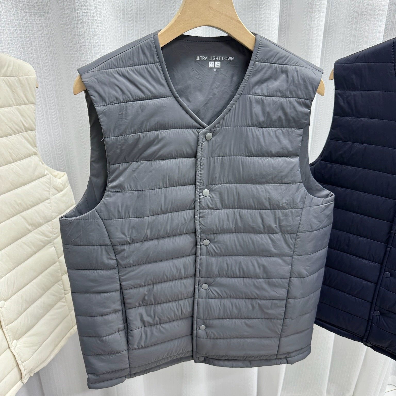 棵米ai蕉家情侣款轻量保暖绗缝羽绒棉防风锁温休闲棉马甲背心外套,淘宝优惠券,粉丝福利购,淘宝优惠卷