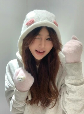 IVONA【小天使】冬季可爱小翅膀y2k甜妹少女冬日护耳毛线帽子