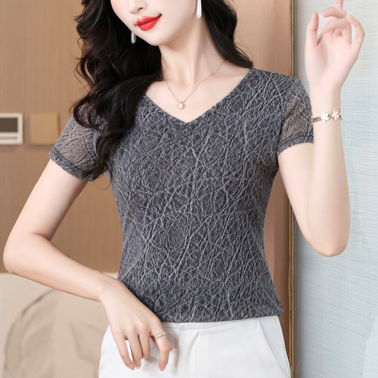 Camiseta de manga corta impresa de moda para mujeres en verano 2025 Nueva camisa de encaje elástico de malla delgada delgada delgada