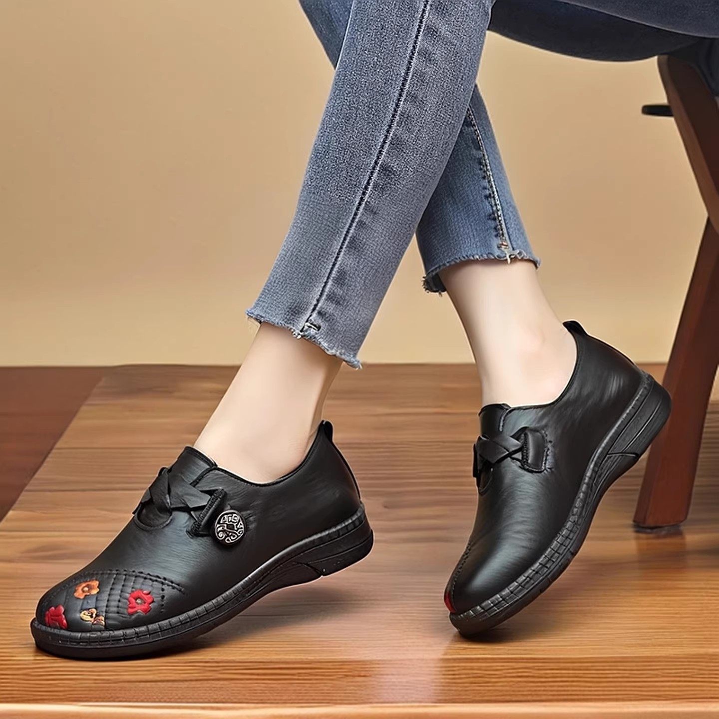 2026春秋新款软底不累脚老人鞋布鞋女妈妈鞋平底防滑印花奶奶鞋,淘宝优惠券,粉丝福利购,淘宝优惠卷