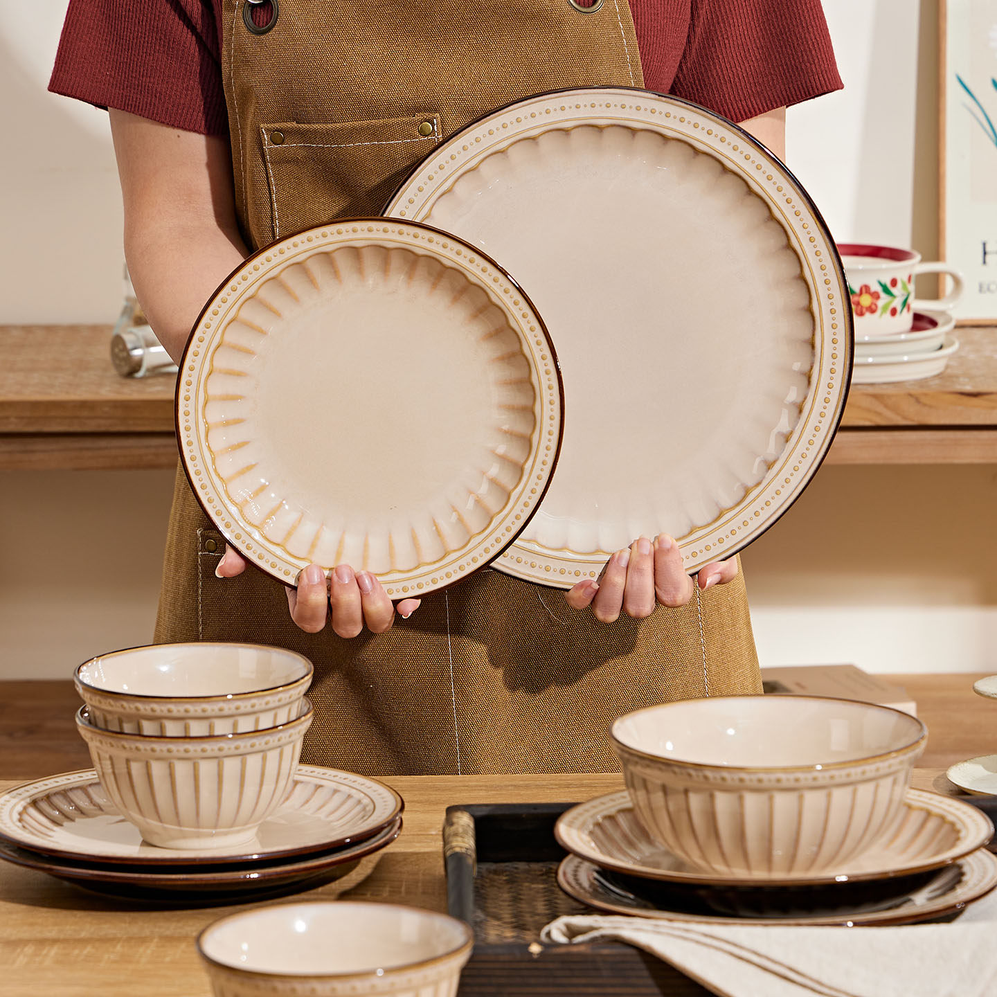 中古风碗碟套装家用新款高颜值法式复古餐具窑变陶瓷乔迁之喜菊瓣