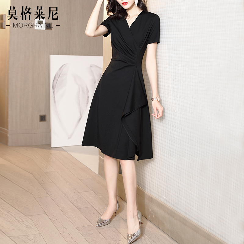  莫格莱尼连衣裙