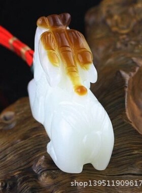 速发新和疆田玉籽料羊脂白玉貔手貅把件 把玩件