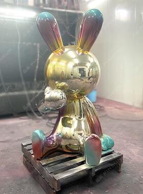 现代玻璃钢卡通兔子动物雕塑酒店会所大堂软装饰别墅美陈摆件定制