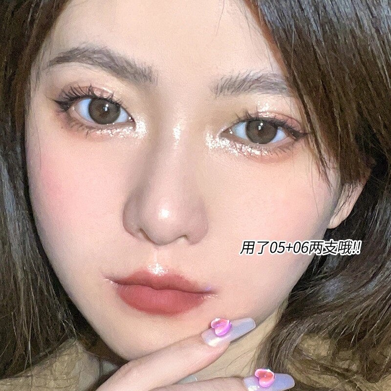 无辜纯欲嫩妹天菜!蚕眼睑下至笔 印尚客寿司帘