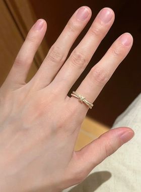 百搭独特镂空花朵银色戒指高级感小众设计气质精致食指指环新款