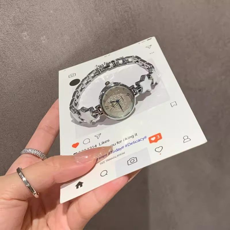 手链手表女款学生初高中女生只看时间儿童女孩多巴胺星星链条石英,淘宝优惠券,粉丝福利购,淘宝优惠卷