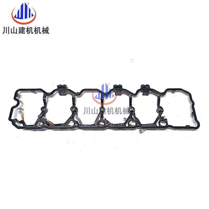 挖掘机配件PC200/210/220240-8MO 6D107气门室垫喷油器线束支架,淘宝优惠券,粉丝福利购,淘宝优惠卷