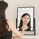 Настольное настольное зеркало на рабочем столе зеркало с легким светодиодным зеркалом макияжа