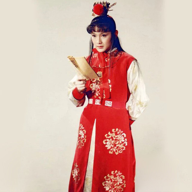 Dream of Red Mansions Lin Daiyu and Jia Baoyu costumes