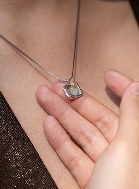 SUSISOMOS糖塔水晶项链闫桉同款