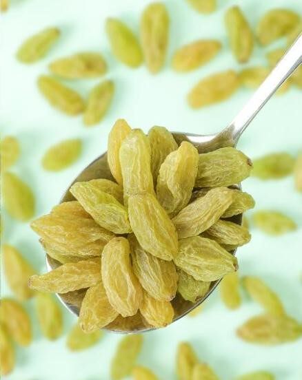 新疆无籽免洗干净无沙加工葡萄干 米小仔葡萄干