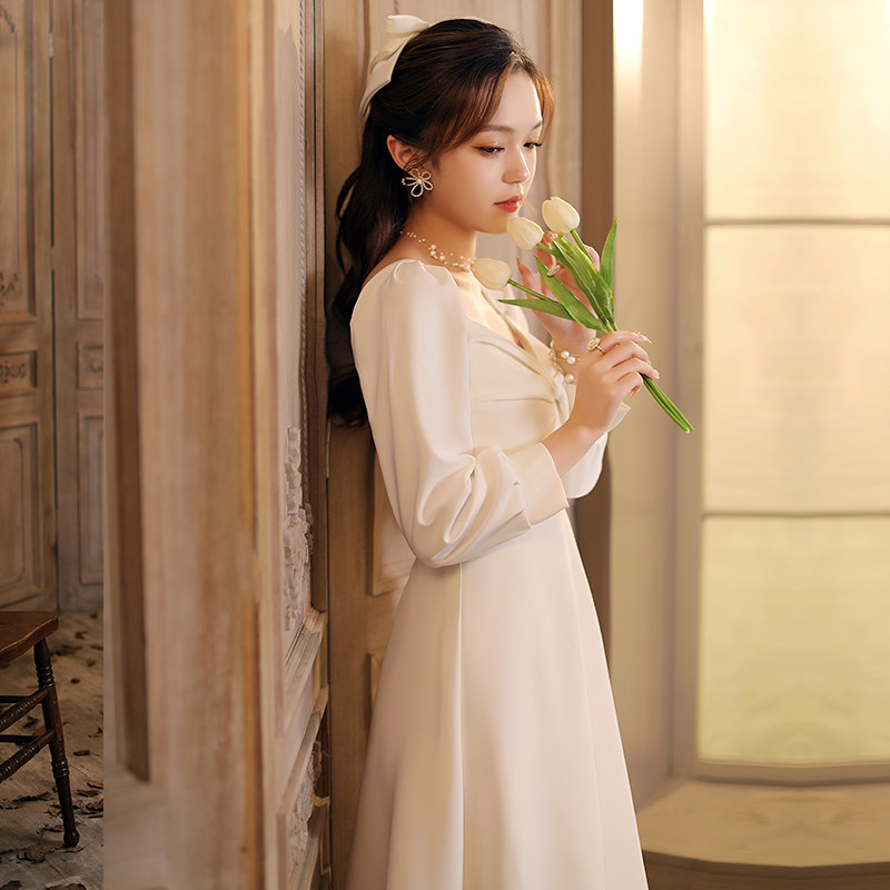 领证登记小白裙赫本小个子法式秋季 美蓓可连衣裙