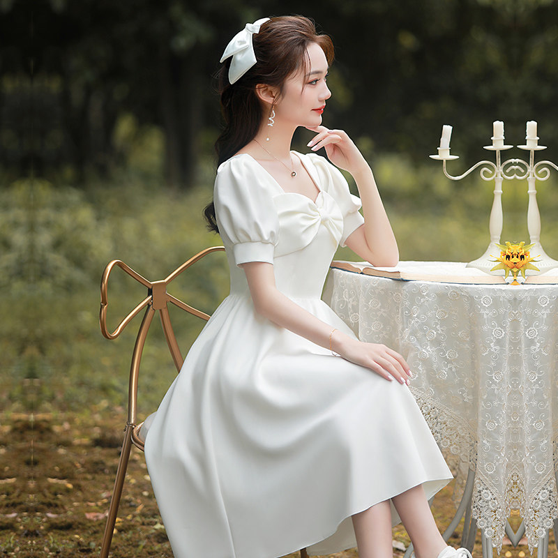 领证小白个子夏法式登记显瘦连衣裙 美蓓可连衣裙