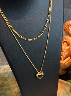 杨杨babytime 高保色 法式复古黑色爱心双层项链老钱风毛衣链金色