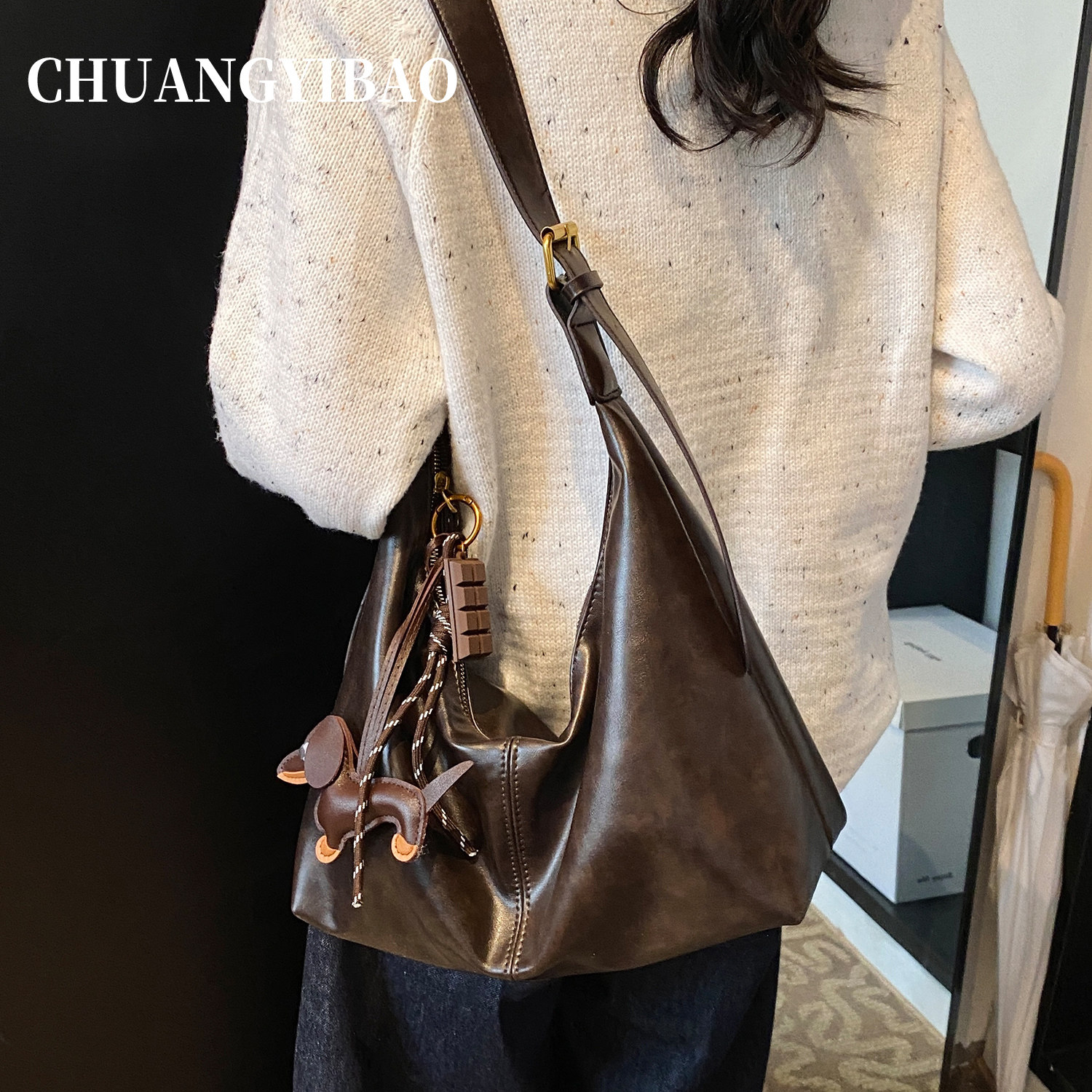 超火麂皮绒手提凯莉包包女式2025新款轻奢小众高级感迷你小斜挎包,淘宝优惠券,粉丝福利购,淘宝优惠卷