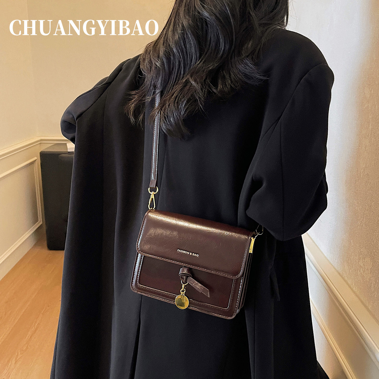 秋冬红色超火小方包包女式2025新款高级感轻奢小众通勤斜挎小婚包,淘宝优惠券,粉丝福利购,淘宝优惠卷