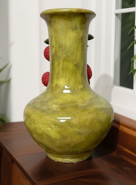 美陶《一路长虹》石湾公仔创意荔枝插花花瓶陶瓷新中式家居小摆件